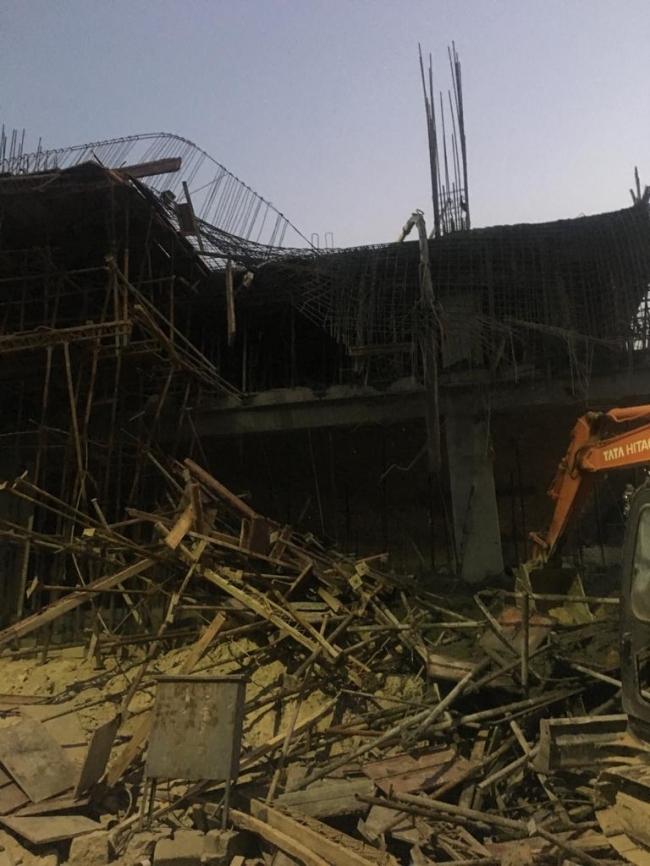 Building collapse in Bangalore, two die