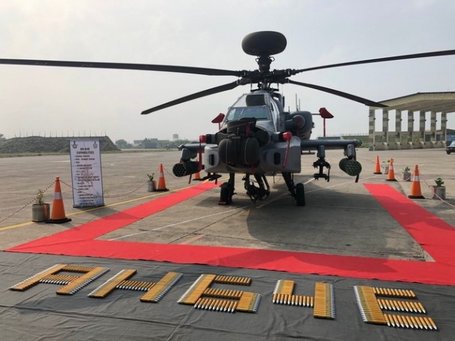 8 Apache AF64E inducted into Indian Air force