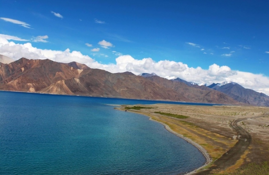 Pangong Tso lake, Ladakh - Why so famous?