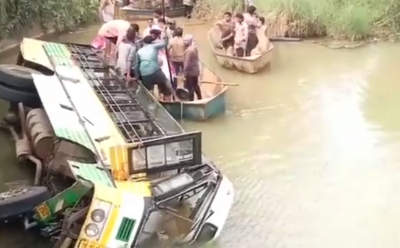 Bus fell into a rivulet 9 dead, 22 injured