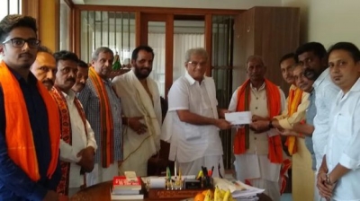 Dr D Veerendra Heggade Donated 25 Lakh To Ayodhya Ram Mandir