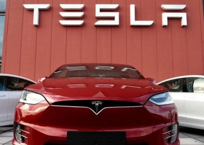 Karnataka wins the competition : Tesla registers in Bengaluru