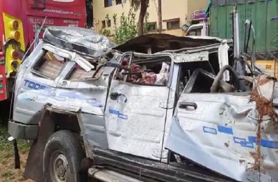 Terrible accident in Tumkur: 9 people died on the spot, 14 people were seriously injured