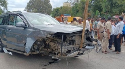 Car accident in which Prime Minister Modi brother was traveling, two seriously injured