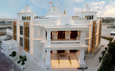 ದುಬೈನಲ್ಲಿ ಭವ್ಯವಾದ ಹೊಸ ಹಿಂದೂ ದೇವಾಲಯ ಉದ್ಘಾಟನೆ  | JANATA NEWS