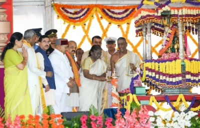 Inauguration of Mysore Dasara Festival celebration : President Draupadi Murmu offered special pooja