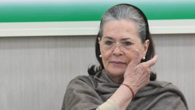 Congress leader Sonia Gandhi admitted to hospital