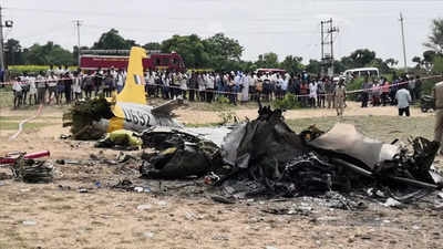 Jet Crash in chamarajanagar, pilots jumped with parachute