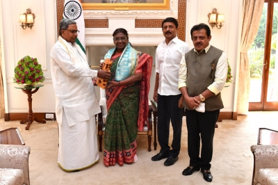 Chief Minister Siddaramaiah met President Draupadi Murmu