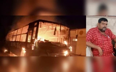 BMTC bus caught fire, the conductor who was sleeping in the bus was burnt alive