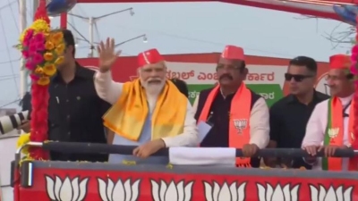 Karnataka elections: PM Modi holds mega roadshow in Kalaburagi