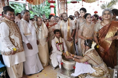 CM Siddaramaiah attended Minister MB Patils son wedding