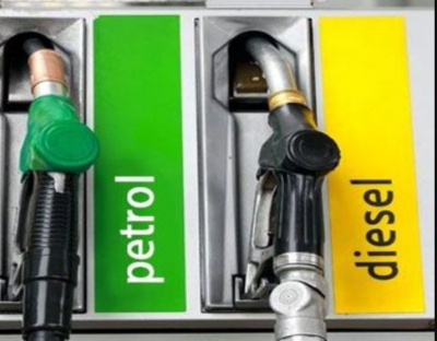 ಪೆಟ್ರೋಲ್ ಮತ್ತು ಡೀಸೆಲ್ ಮೇಲಿನ ಅಬಕಾರಿ ಸುಂಕ ಕಡಿತಗೊಳಿಸಿದ ಕೇಂದ್ರ ಸರ್ಕಾರ: ಭಾರಿ ಇಂಧನ ವಿನಾಯಿತಿ 