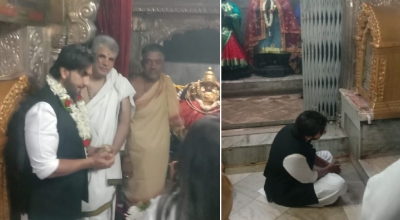 ಮೈಸೂರಿನ ಚಾಮುಂಡೇಶ್ವರಿ ದೇವಸ್ಥಾನದಲ್ಲಿ ನಟ ರಣವೀರ್ ಸಿಂಗ್ ಪ್ರಾರ್ಥನೆ ಸಲ್ಲಿಸಿದರು. 